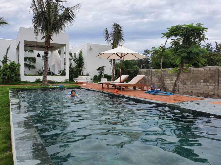 Hồ Lân Retreat, Villa mặt biển dành cho 8 người. Pho Tri Ngoại thất bức ảnh