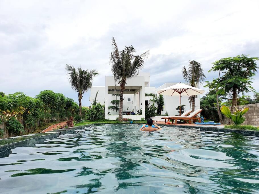 Hồ Lân Retreat, Villa mặt biển dành cho 8 người. Pho Tri Ngoại thất bức ảnh
